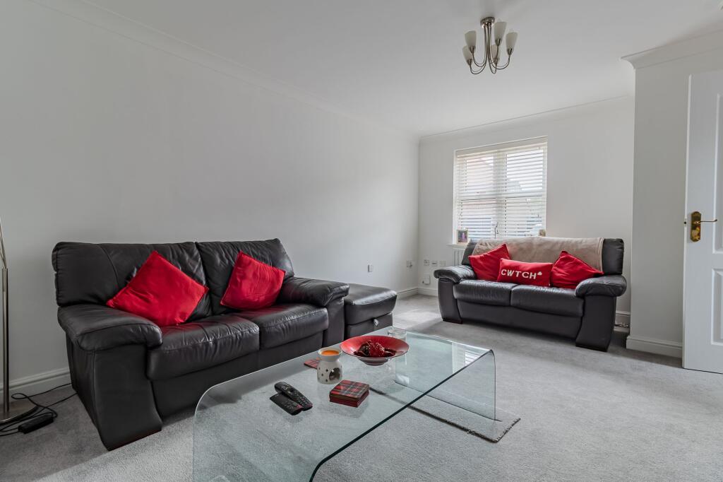 House in Leicester - More