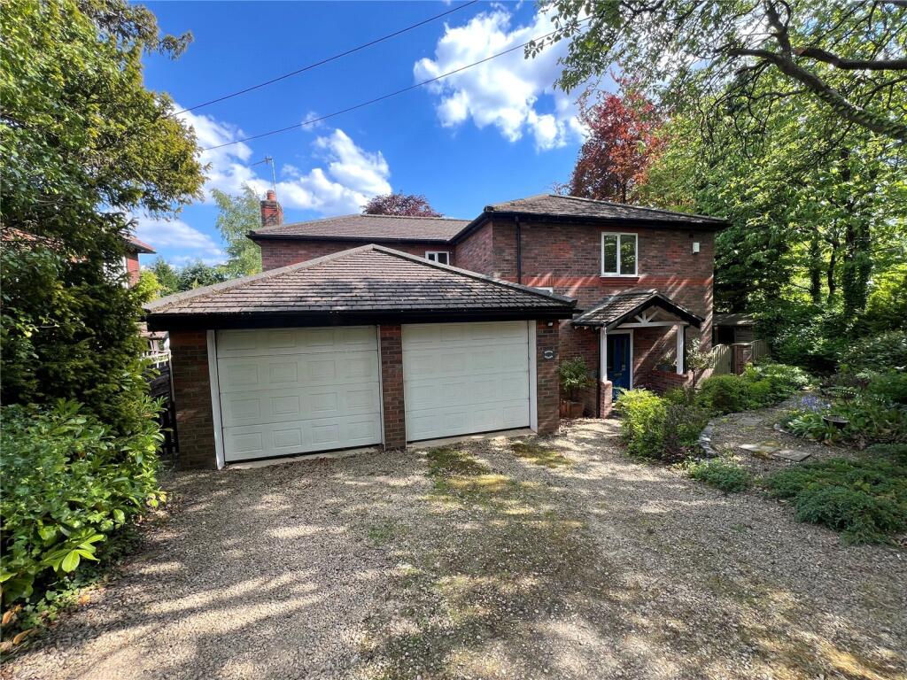 4-bed detached on Leafield Road, Disley, Stockport, Cheshire, SK12, £650,000