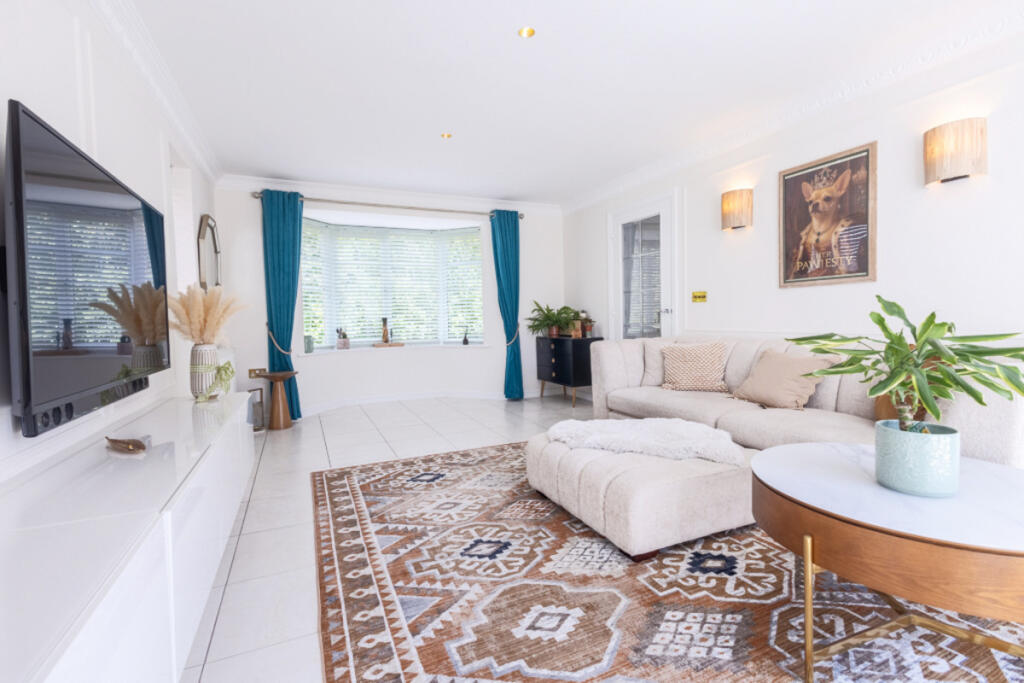 House in Test Valley, East Anton, Andover - More