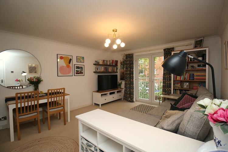 Porchfield Square Manchester M3 photo 3