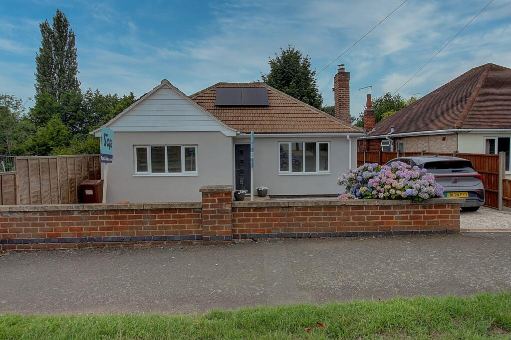 3-bed bungalow on Brookside, Burbage, LE10, £350,000