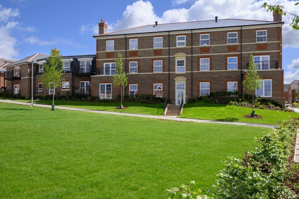 Main image of property: Manor Lane, Maidenhead,
SL6 2QW