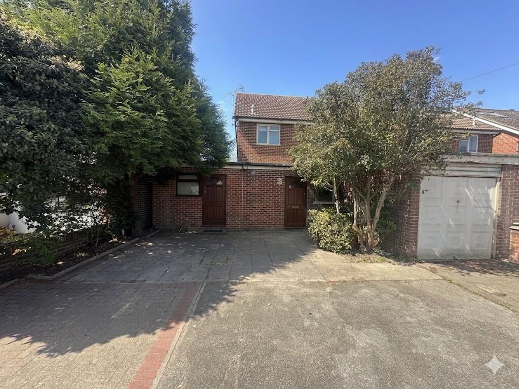 Main image of property: Goodmayes Lane, Ilford, London, IG3