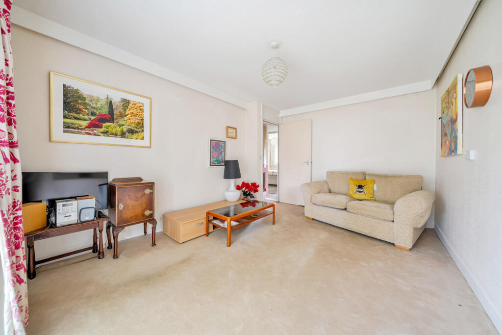 Apartment in London - View 3