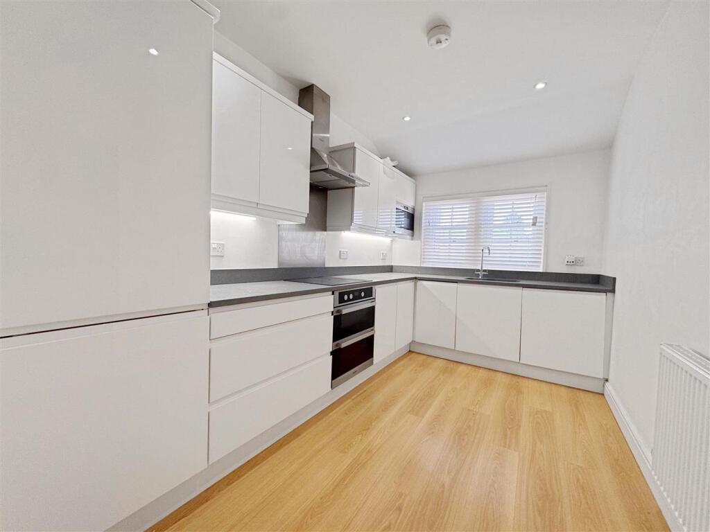 Apartment in Leicester - View 5