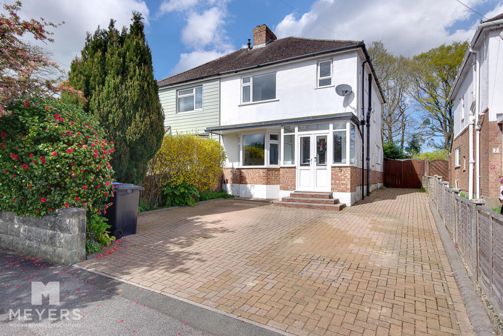 Evering Avenue, Alderney, Poole, BH12