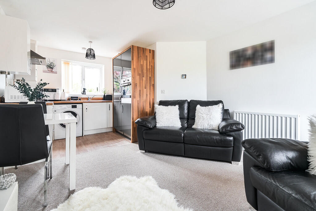 14 Fieldfare Close, Heysham, Lancashire, LA3 2LF photo 2