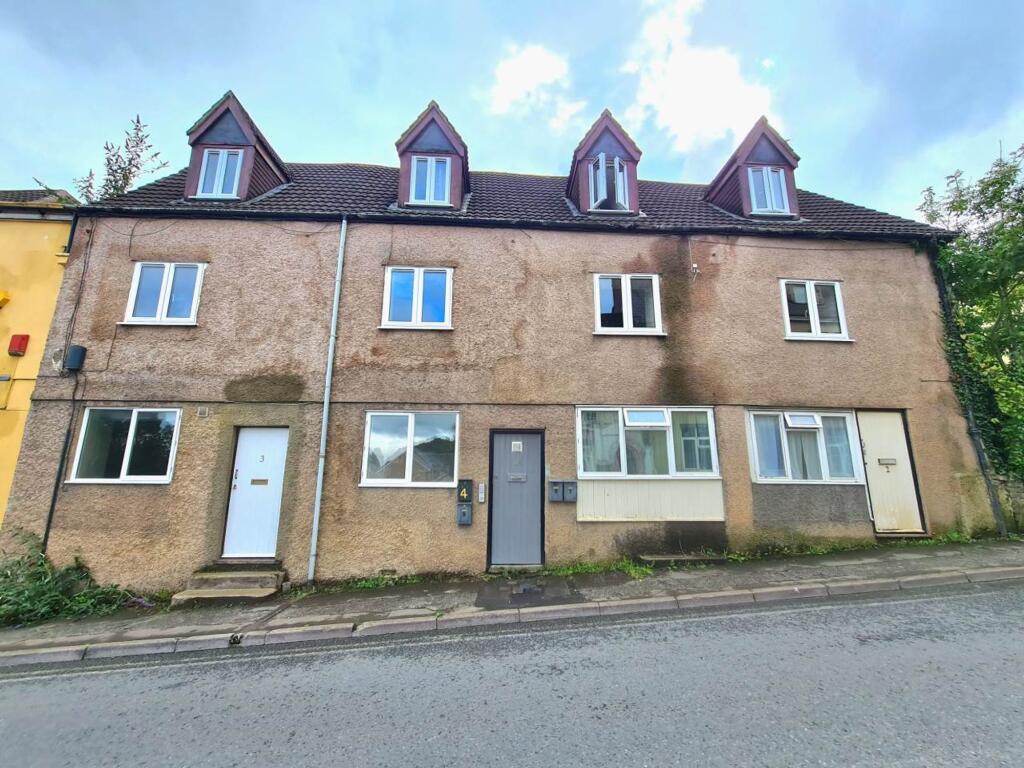 Main image of property: 40/42 Long Street, Dursley, GL11