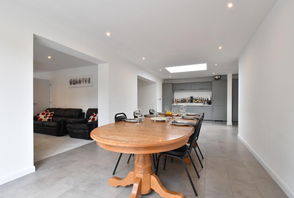 House in Tonbridge - View 5
