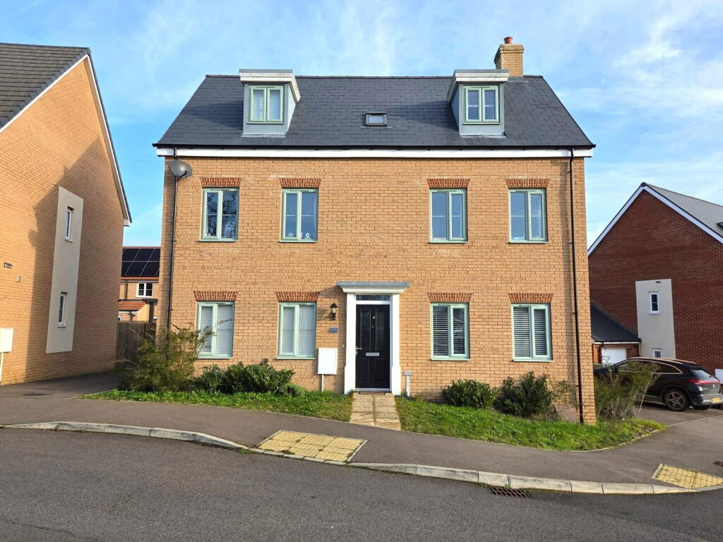 Main image of property: Hutchinson Rise, Potton SG19 2DZ