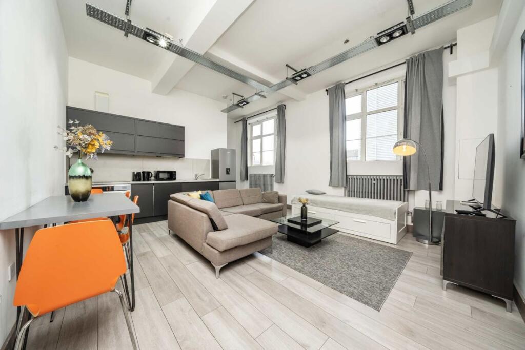 Main image of property: Power Road, Chiswick