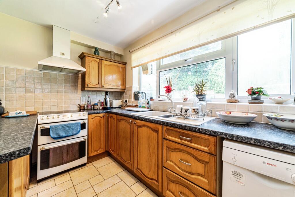 House in Newbury, Boxford - More