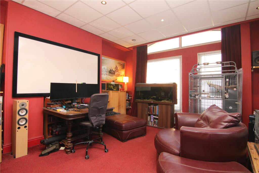 Additional image 3 of Colne Road, Glusburn, BD20