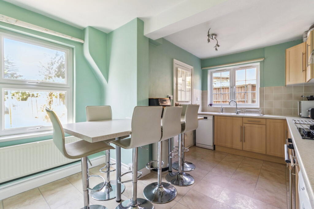 House in Harrow - View 5