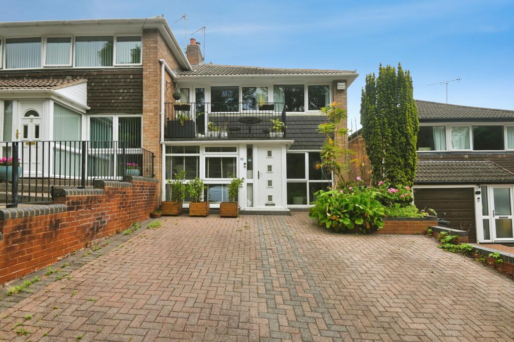 Main image of property: Pages Close, Sutton Coldfield, B75