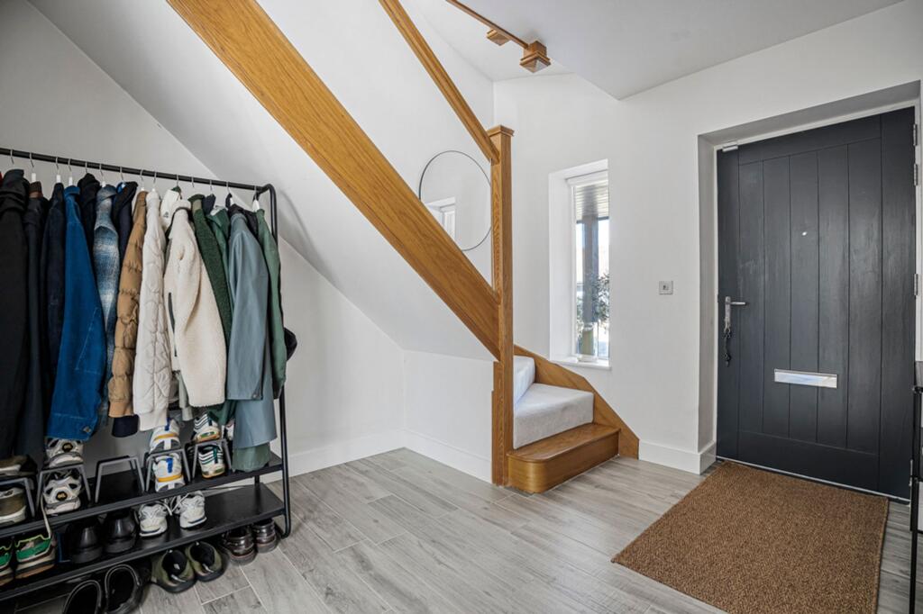 House in Stevenage - View 5