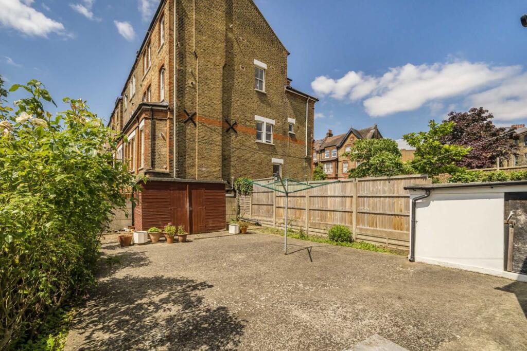 Fordwych Road, Cricklewood - View 2