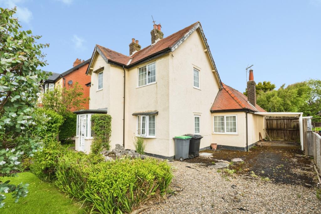 Main image of property: Mossom Lane, Thornton-Cleveleys, Lancashire, FY5
