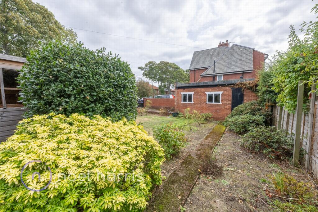 House in Newcastle upon Tyne, Tyne and Wear - More