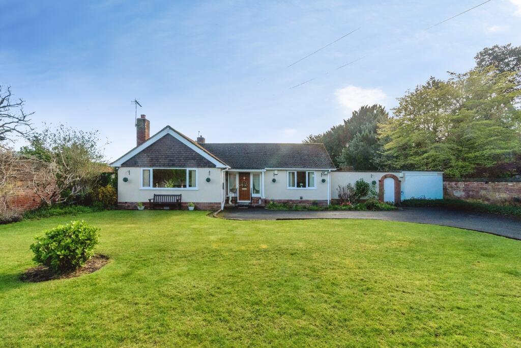 Main image of property: Keepers Lane, Wolverhampton, WV6