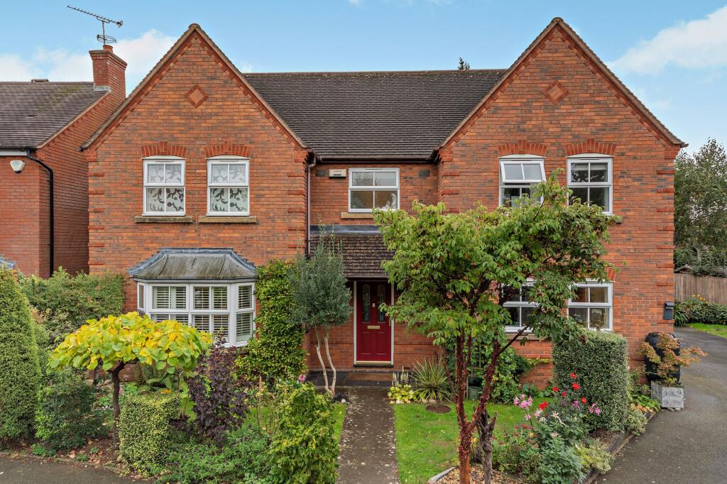 4-bed detached on 6, The Milestone, Pershore, WR10, £650,000