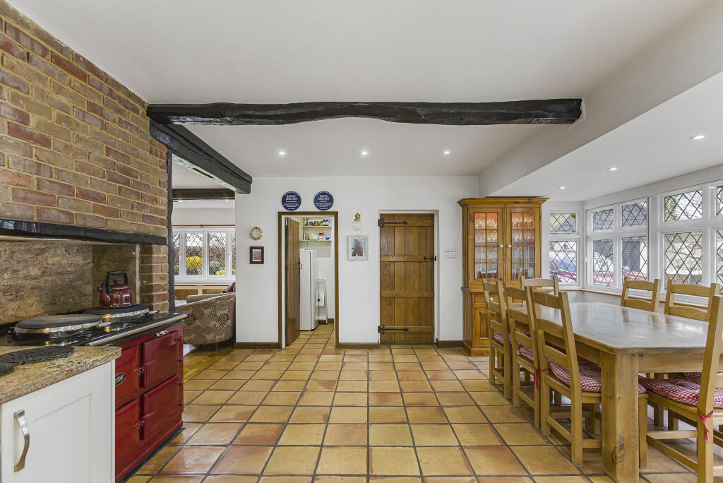House in Dacorum, Hertfordshire - View 5