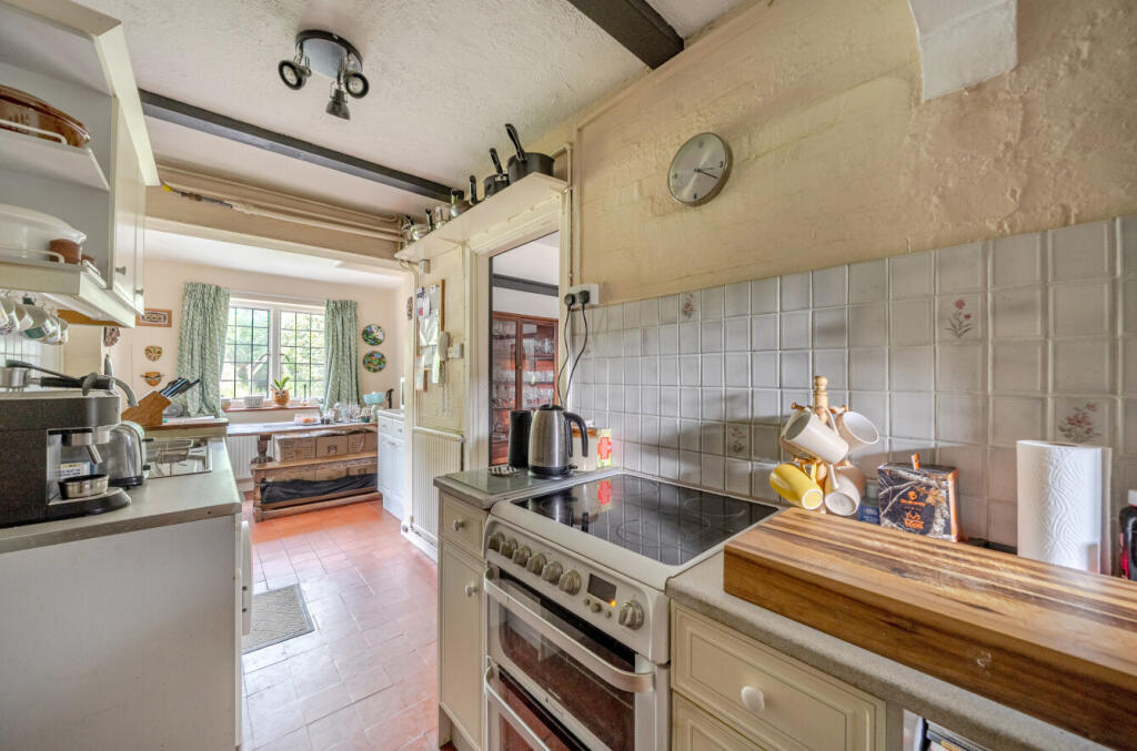 House in Woking, Surrey - View 2