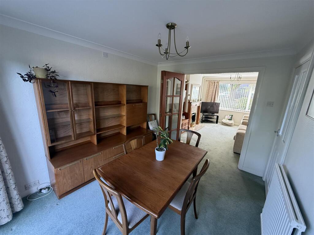 House in Sheffield, Handsworth - View 5