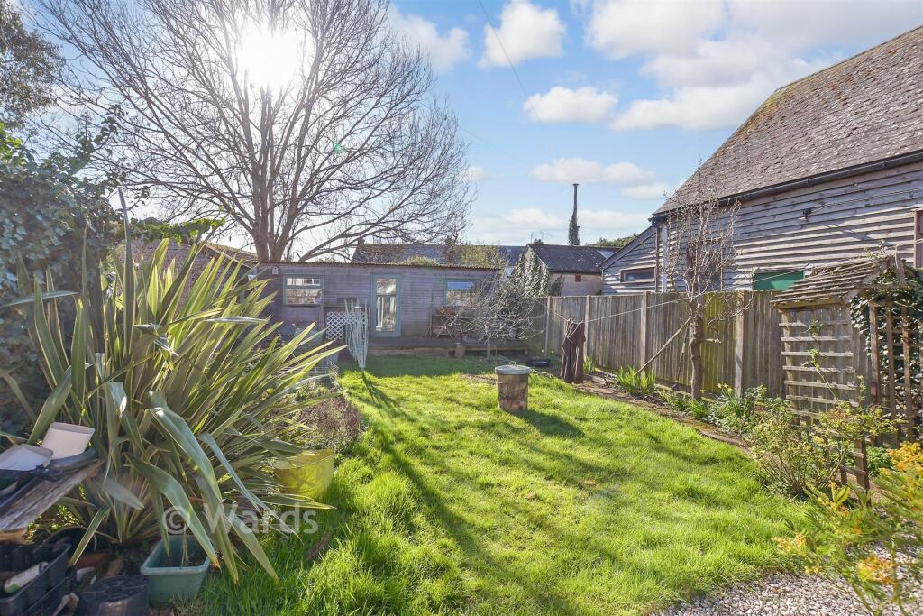 House in Whitstable, Thurston Park - More