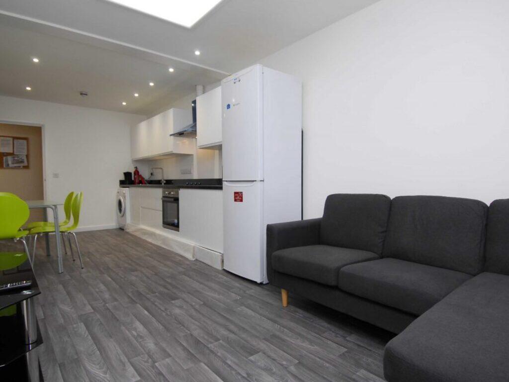 Main image of property: 61A Ebrington Street