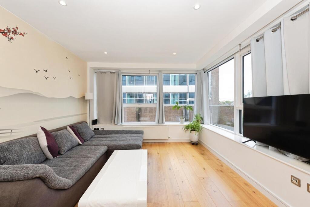 Apartment in London - View 5