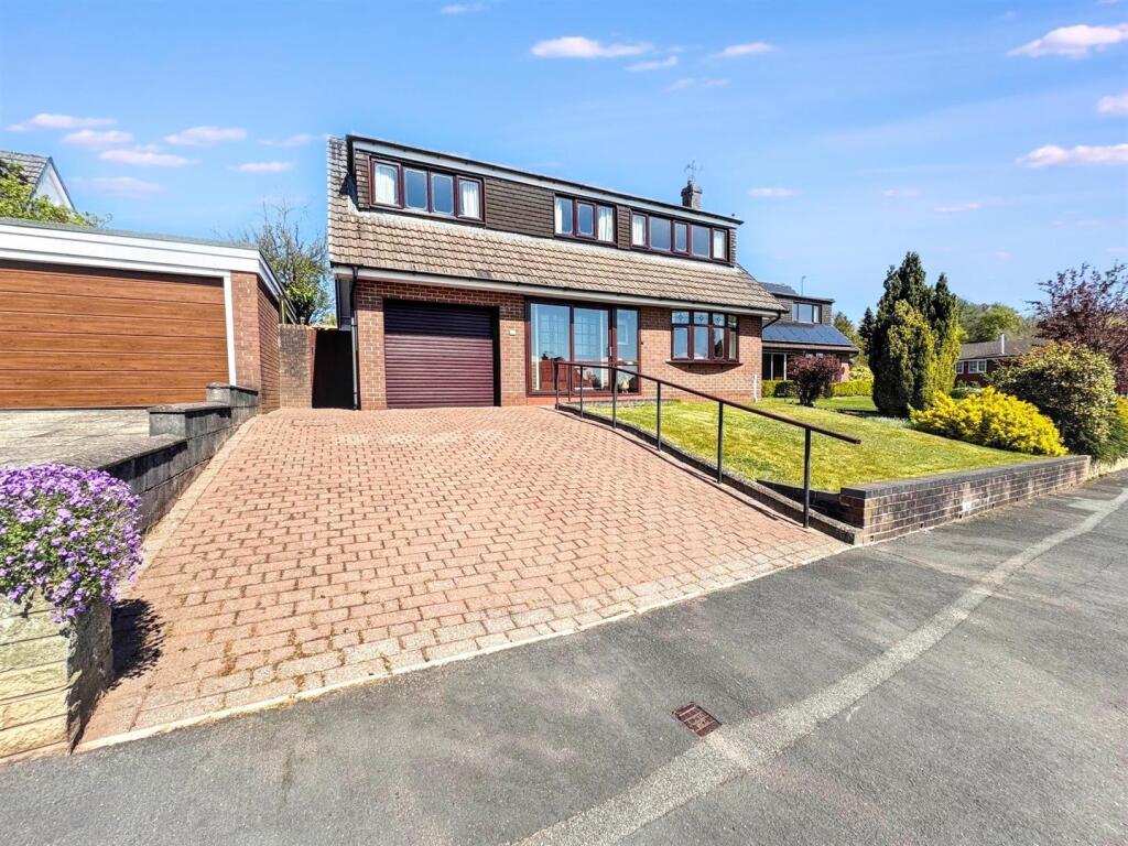 Main image of property: Ashenhurst Way, Leek