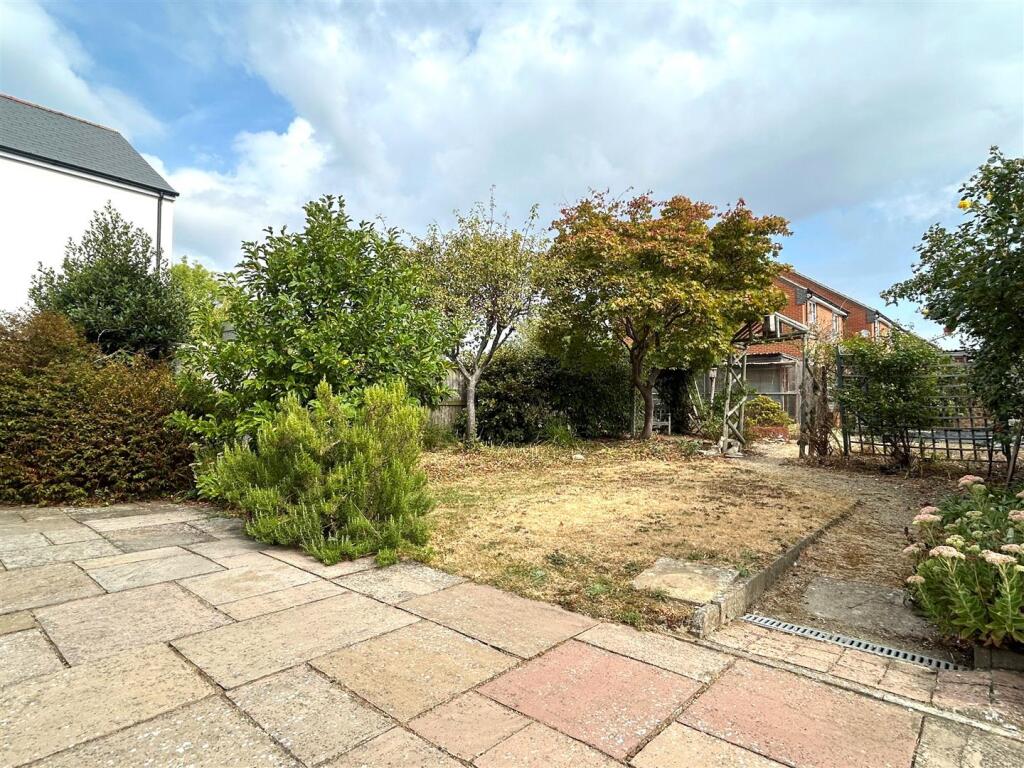 House in Gloucester, Abbotswood, Brockworth - View 4