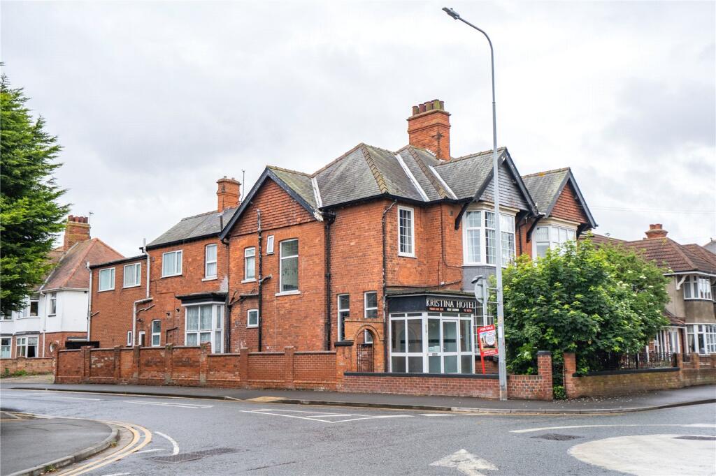 Main image of property: Queens Parade, Cleethorpes, Lincolnshire, DN35