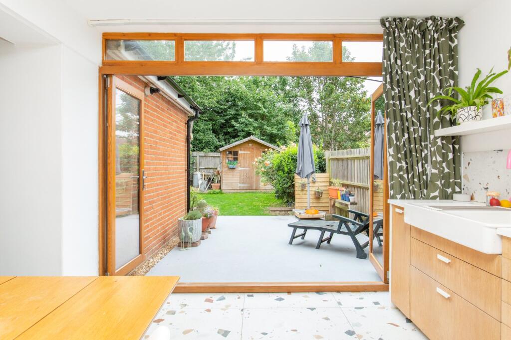 House in Canterbury, Kent - More