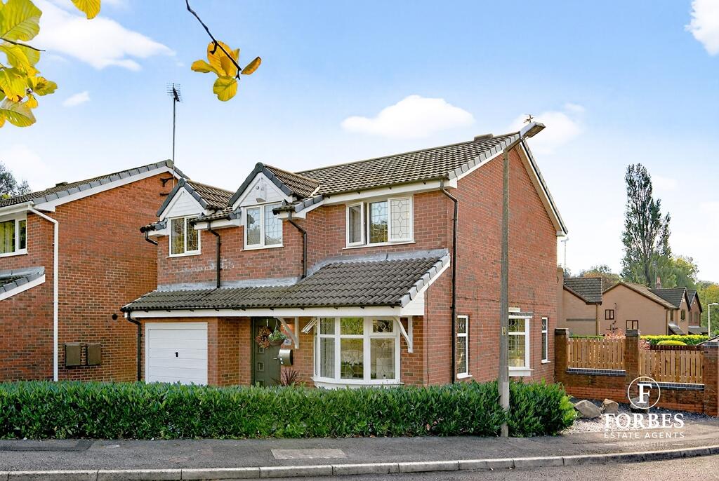 4-bed detached on Wilderswood Close, Whittle-le-Woods, Chorley, PR6, £350,000