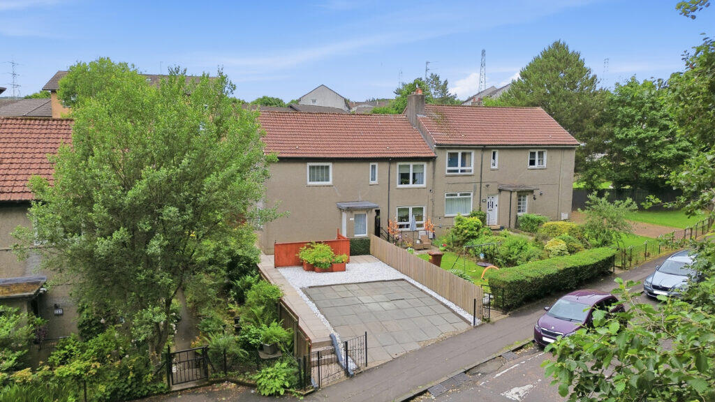 Main image of property: 211 Abbeylands Road, Faifley