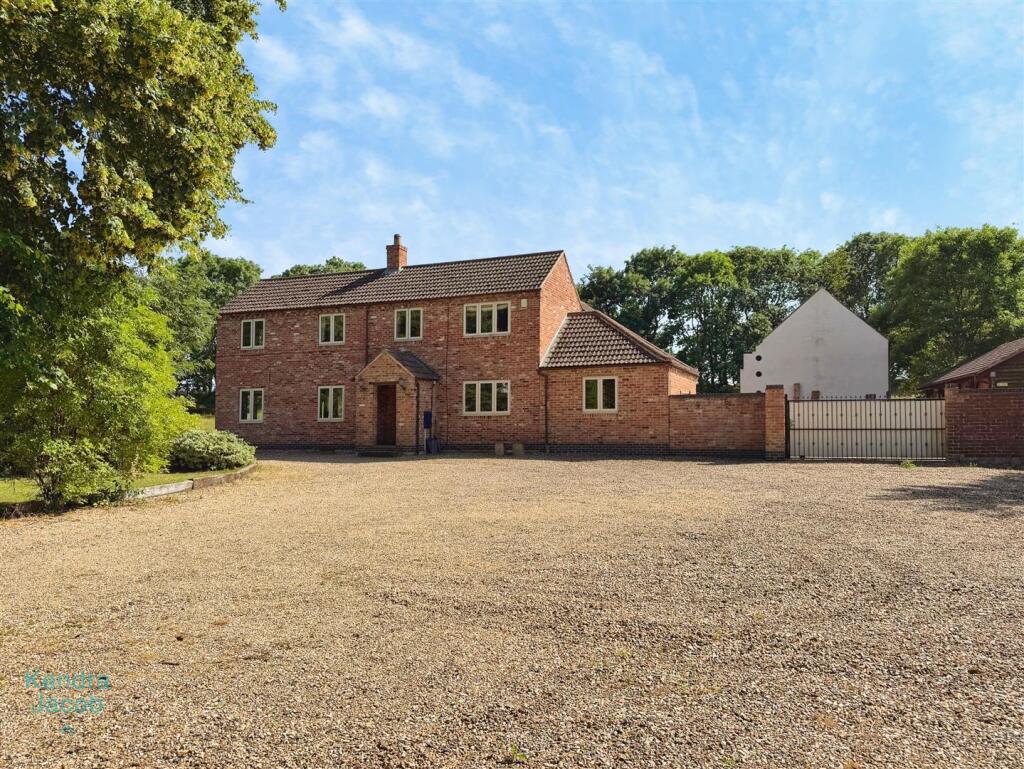 Main image of property: Town Street, Cottam, Retford, DN22 0EU