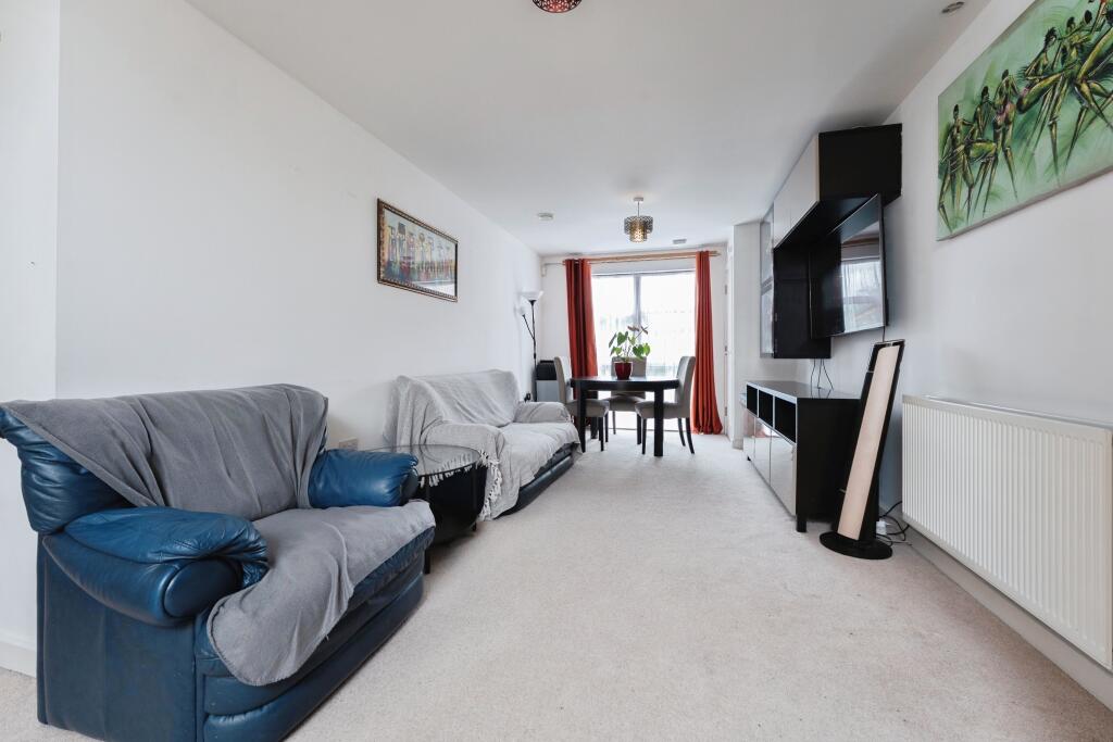 229 Carshalton Road, Carshalton, SM5 photo 4