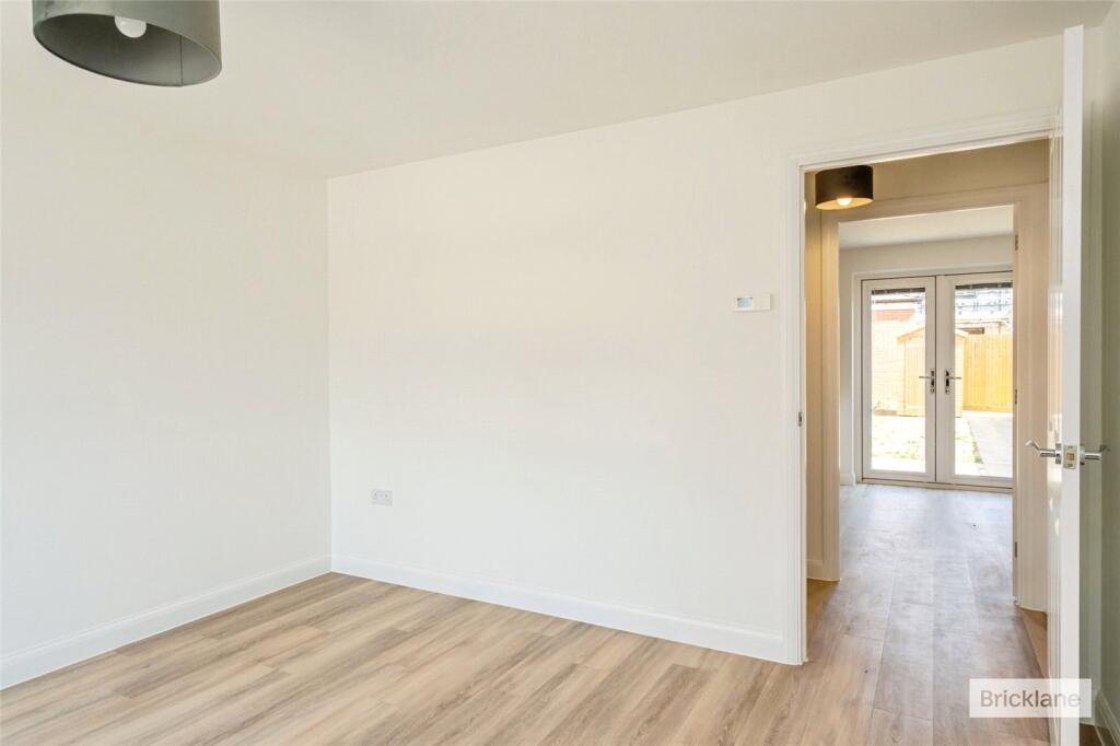 House in Portsmouth - View 5