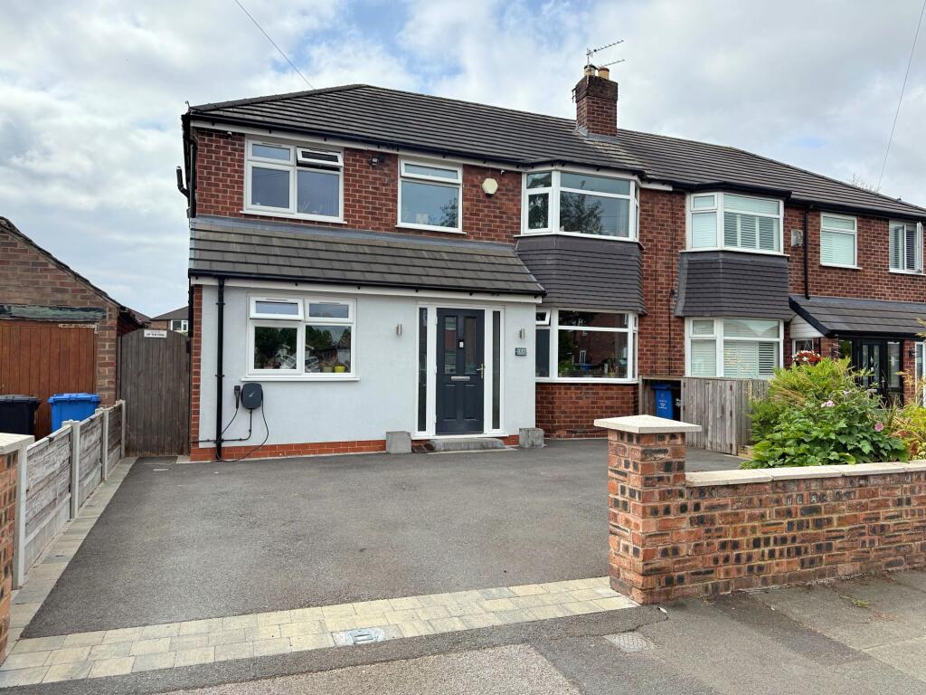 Main image of property: Glebelands Road, Sale, M33