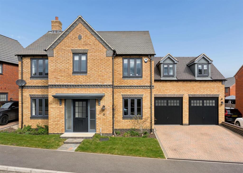 Main image of property: Haycock Gardens, Clifton, Shefford