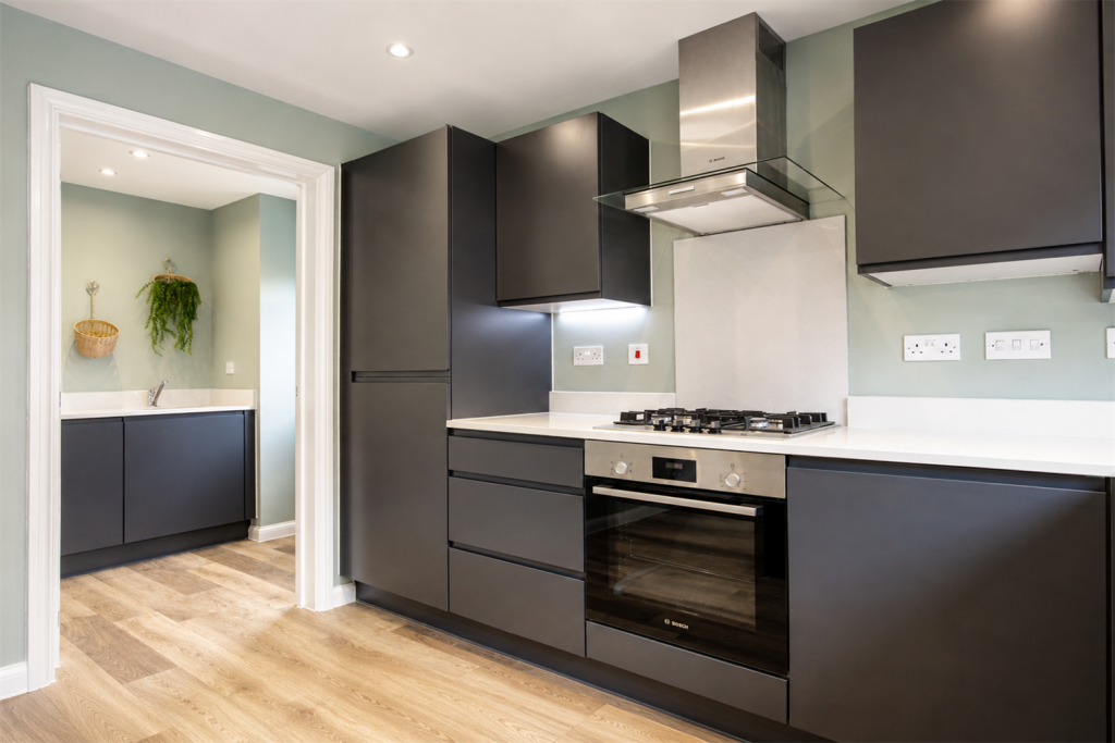 House in Gloucester - View 4