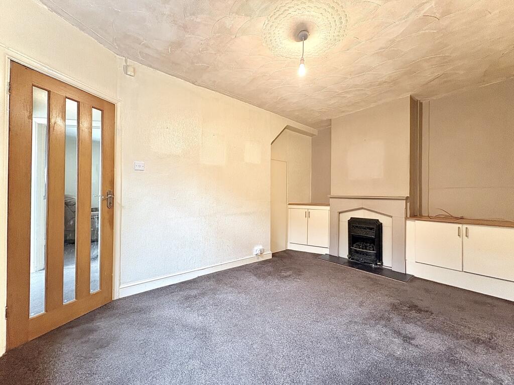 Rooker Crescent, Wolverhampton photo 4