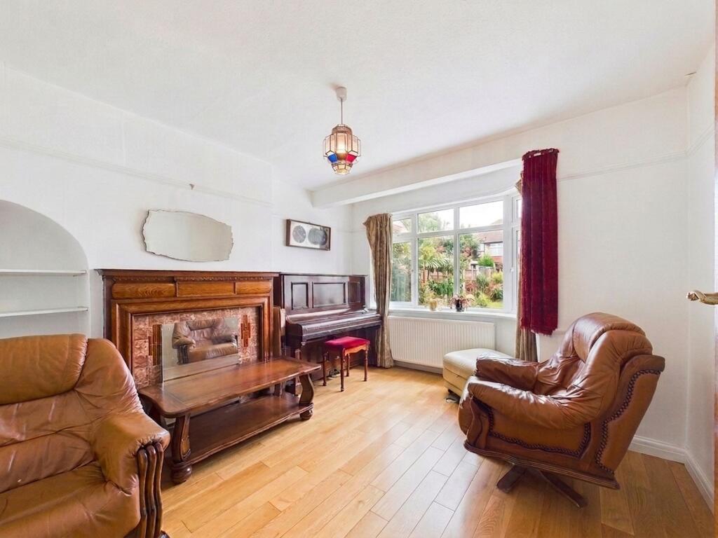 House in Southall - View 3