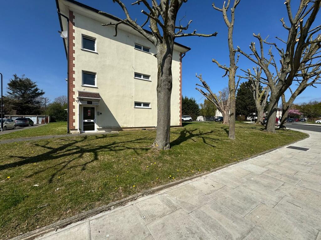 Main image of property: Byron Way, Northolt, UB5 6AY