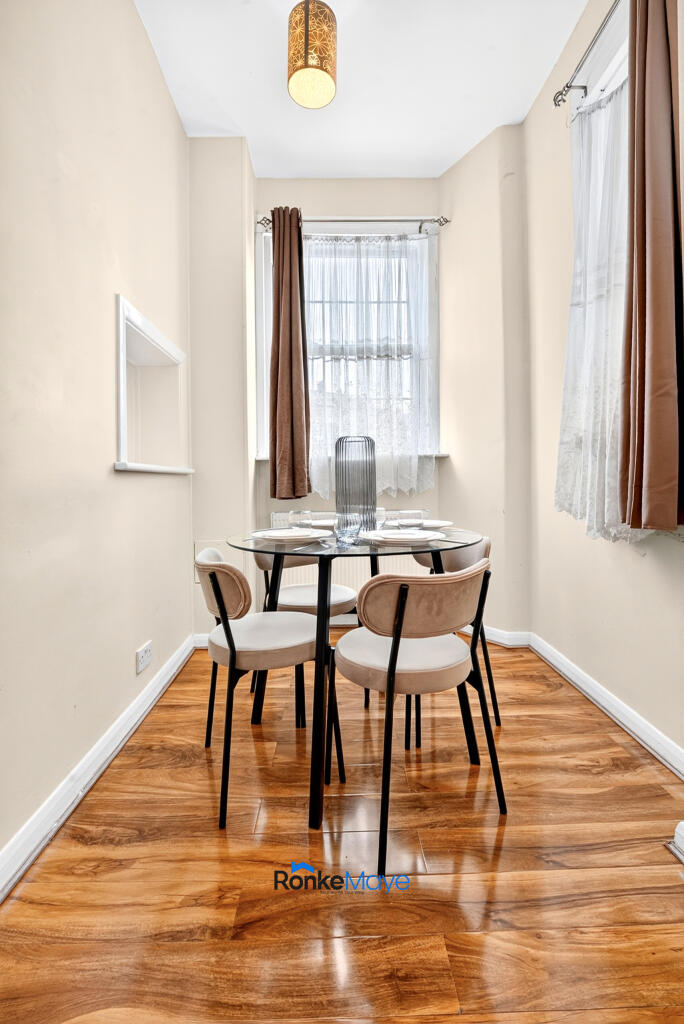 Apartment in London - View 4