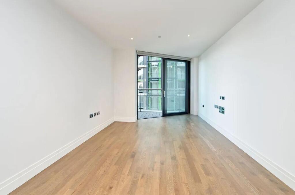 Apartment in London, Riverlight - View 3
