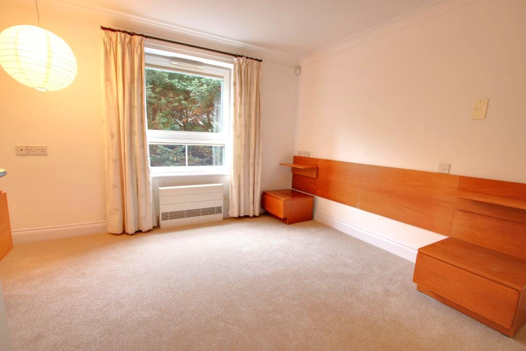 Rollesbrook Gardens, Southampton photo 4