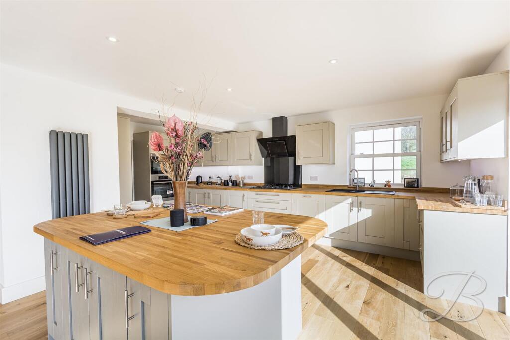House in Bolsover, Oxcroft, Old Bolsover - View 4